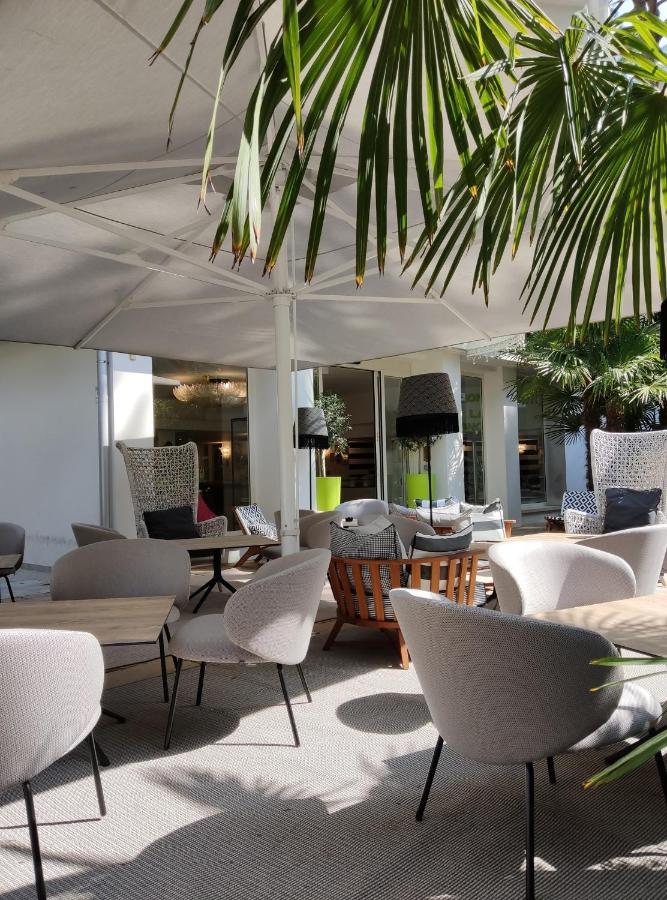 Hotel Luxor Милано Мартима Екстериор снимка